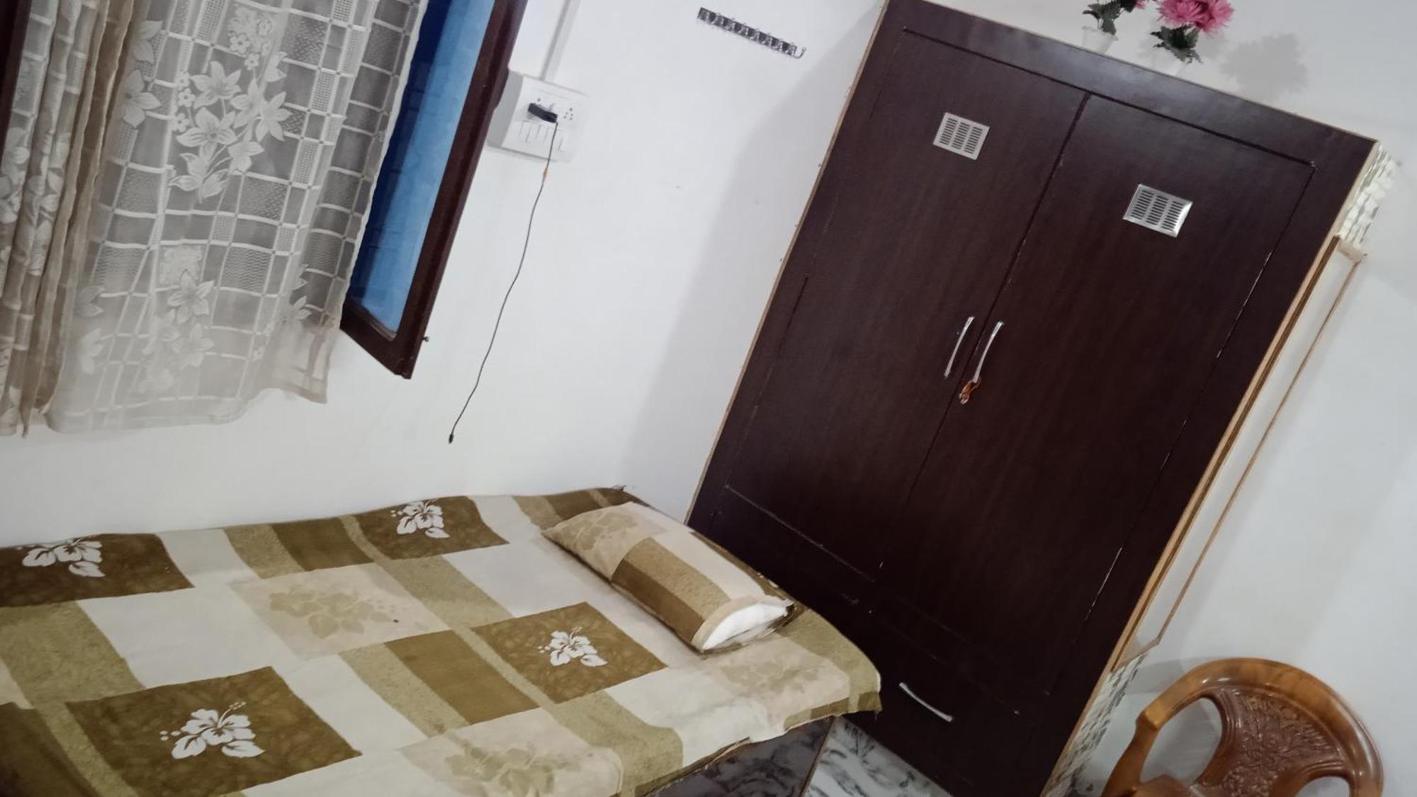 Ayurveda Bhavan Non-ac & Ac Guest house